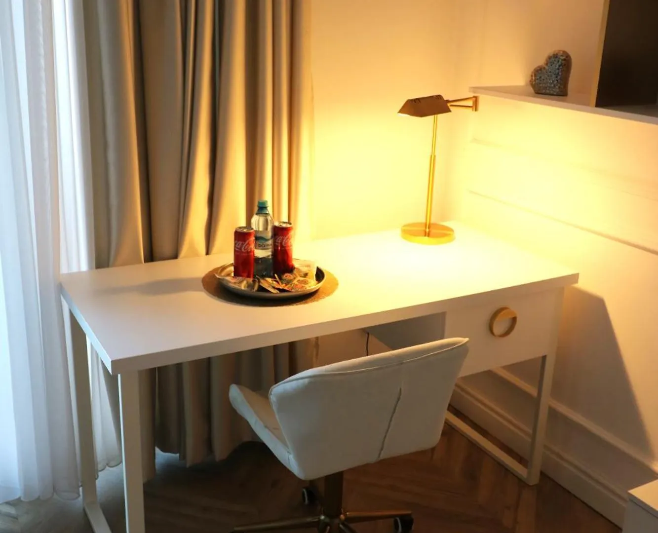 Deluxe Premium Studio Old Town - Free Minibar Bükreş Daire