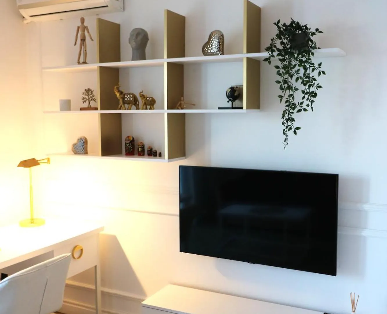Deluxe Premium Studio Old Town - Free Minibar Bükreş Daire