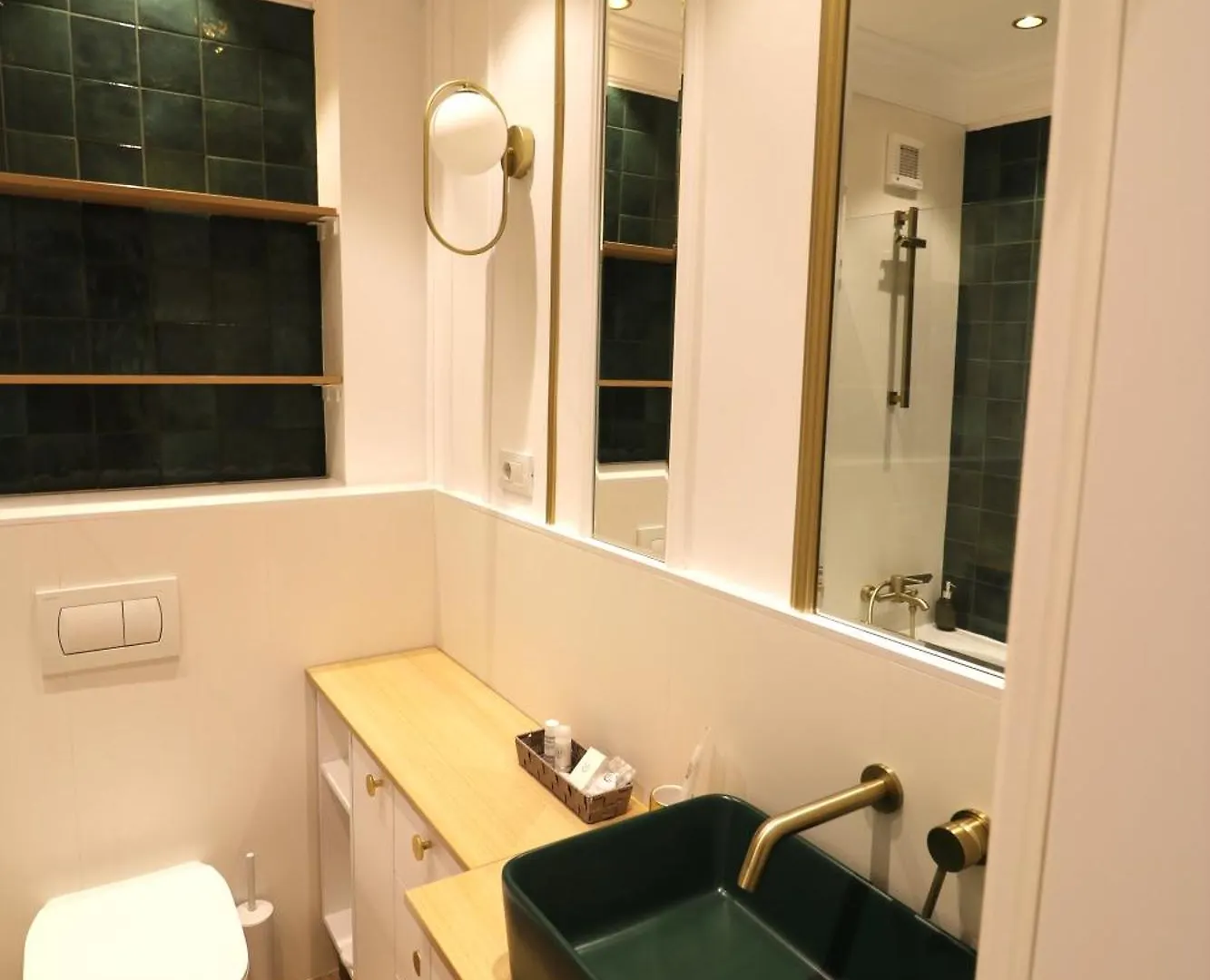Deluxe Premium Studio Old Town - Free Minibar Bükreş Daire